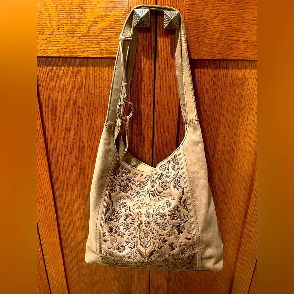 HTF The Sak Light Brown 🤎 Floral Embroidered Leather Purse Bag